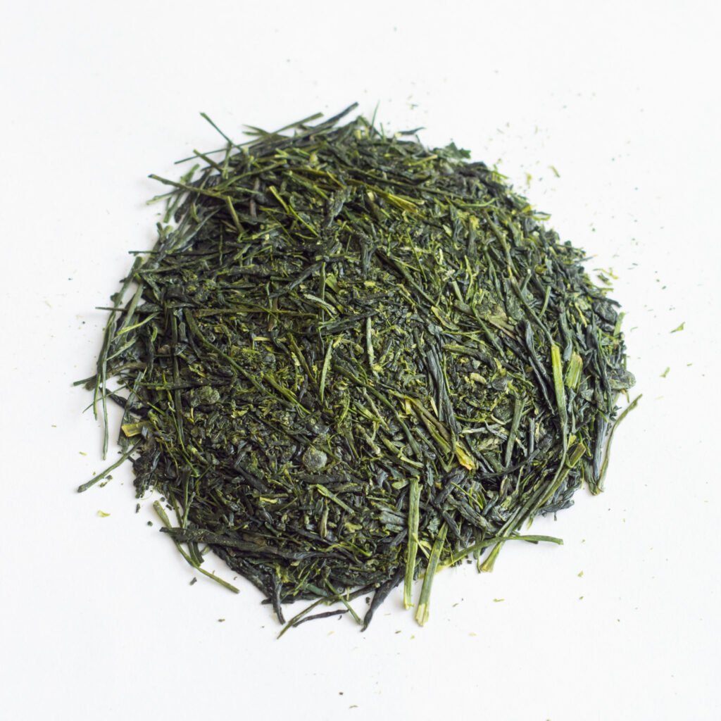 Grandpa Style 懒人泡法 - One Cup Brew Loose leaf green tea brewed in a glass, grandpa style