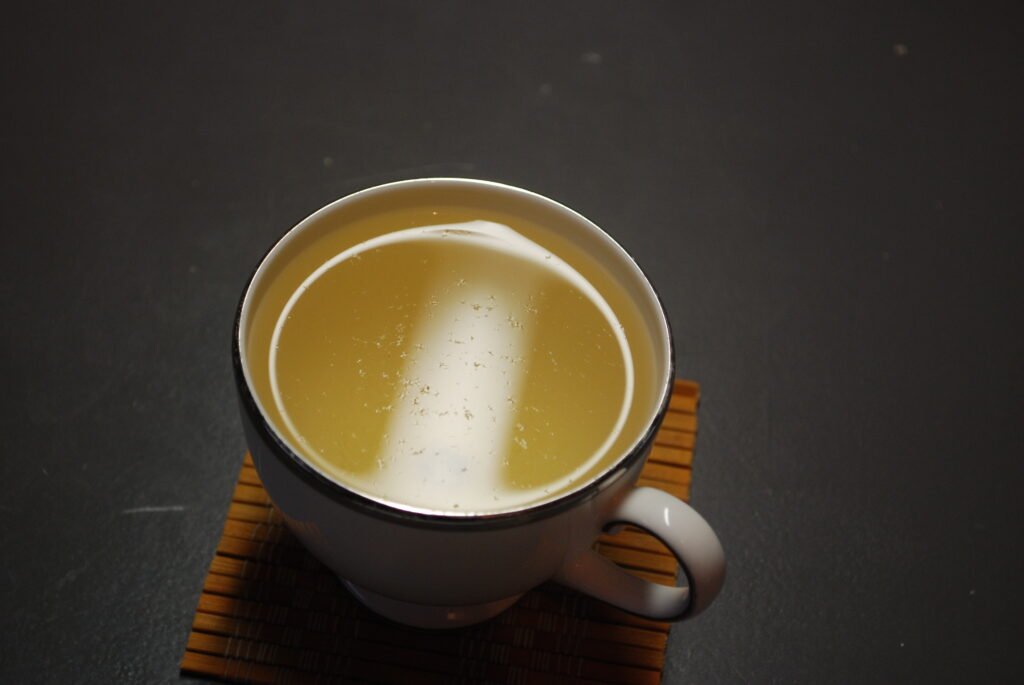 White Tea 白茶 White tea, silver needle (白毫银针) dry buds